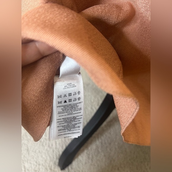 Victoria Beckham Cold-shoulder pleated crepe midi dress - New without tags - Picture 9 of 17